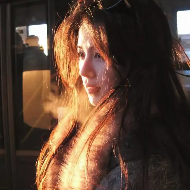 郁川浮游